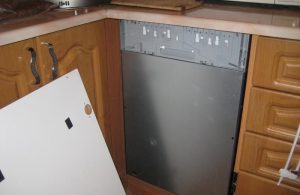 Установка фасада на посудомоечную машину в Мытищах